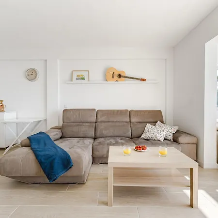 Lägenhet Famara By Interhome Tabaiba