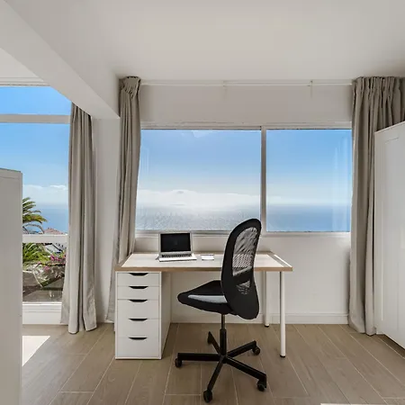아파트 Famara By Interhome